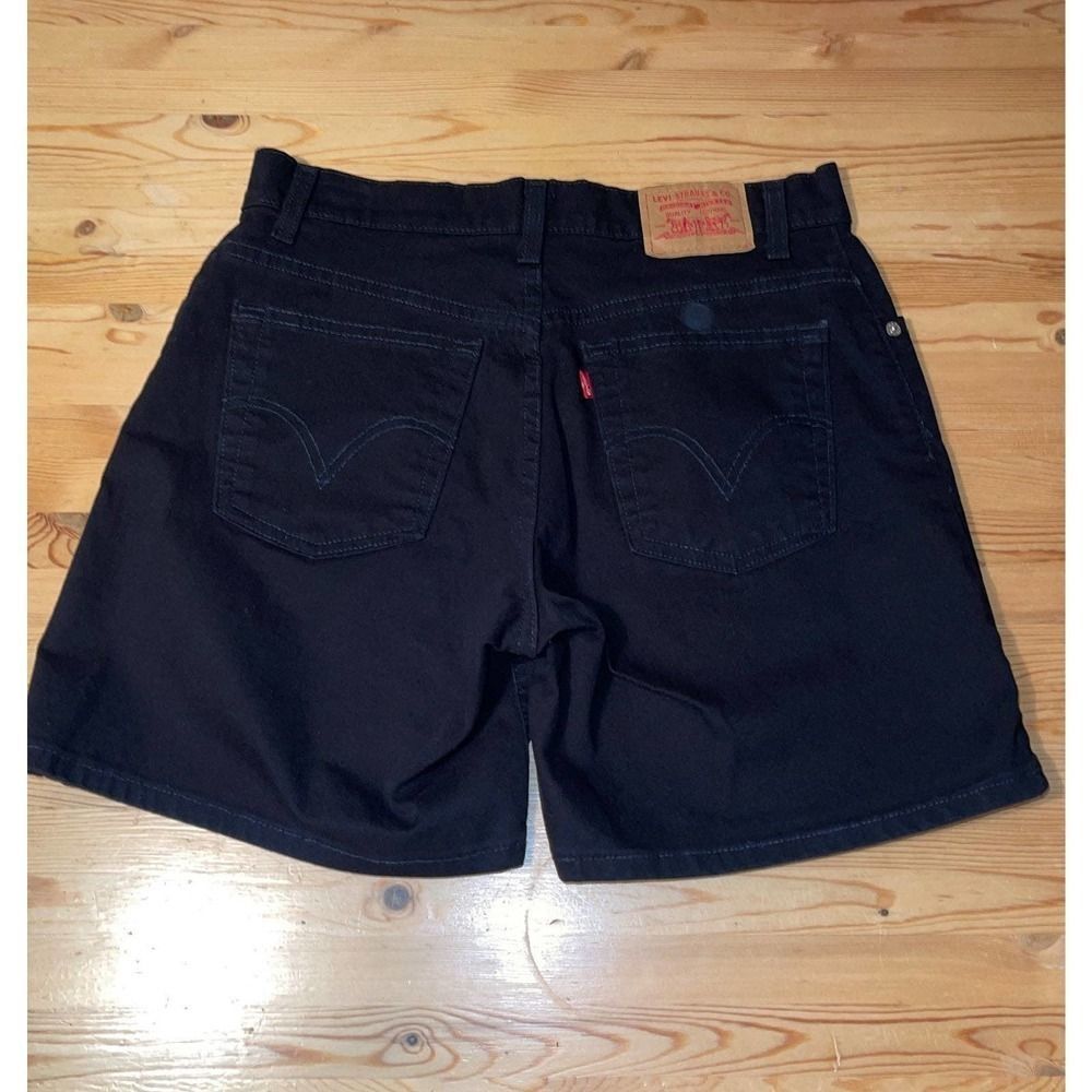 Vintage 90s Levi’s High Waist Women's Black Denim Shorts
